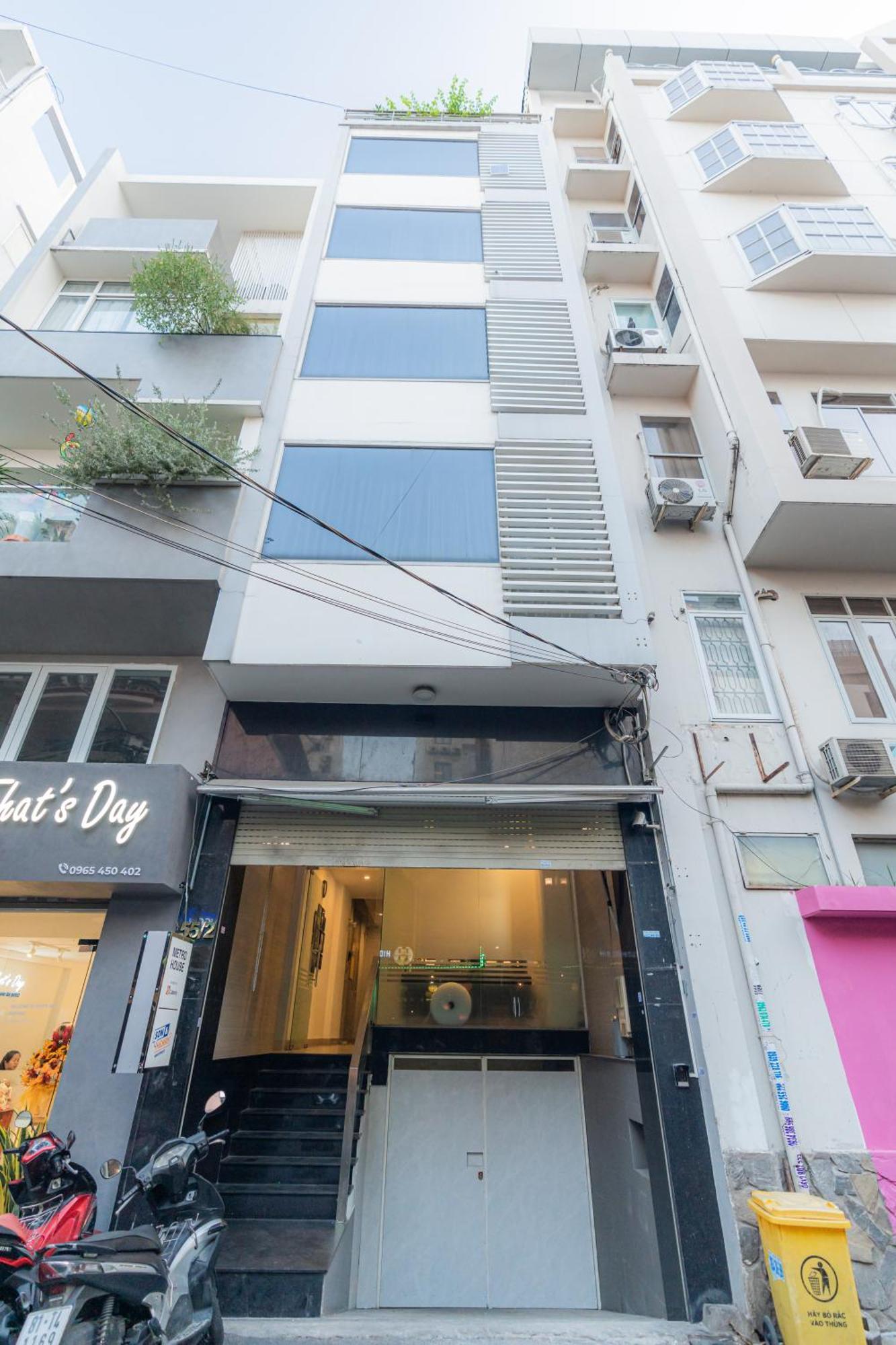 Cubicity Metro House Ho Chi Minh City Exterior photo